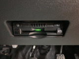 ETC車載器装備。高速道路のご利用時にとても便利♪セットアップをしてからお渡ししますので、あとはETCカードを差し込むだけで、わずらわしい料金所での現金支払いが不要となりスムーズに通過できます。