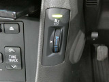 シートベンチレーション付きです。シートと密着部分の空気を換気して蒸れを防いでくれるので、暑い時期も快適に過ごせます♪一度使ったら手放せません!