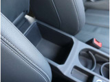 Audi正規ディーラーが高品質をお約束。高度な訓練・教育を受けたAudi専任メカニックが、100項目にもおよぶ精密な点検を実施いたします。すべてをクリアしたAudi車だけが、あなたのお手元に届けられるのです。