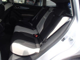 一般保証期間(3年/6万km)を過ぎた車には、消耗品のフレッシュアップを行います。エンジンオイルやオイルエレメント、ワイパーブレードゴムなど14項目をフレッシュチューニング。快適な状態でお乗りいただけます。