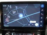 ディスプレイオーディオを装備。スマホとクルマをつなぐことで、これまでのナビに加えて、いろんなサービスが楽しめます。