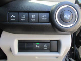 キーレスプッシュスタート。豊富な装備も魅力的!各機能の切り替えボタンは運転席から操作ラクラク。
