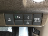 【Honda SENSING】いつもの道で、高速道路などで、安心・快適な運転を支援します。先進の安全運転機能システム搭載。