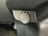 シガーソケット用の充電器が使用可能です!