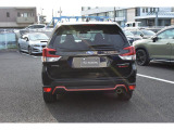 まごころクリーニング施工後納車致します。1全席シートクリーニング2内容パネル汚れ落とし3エンジンルーム洗浄4アルミホイール洗浄5室内消臭、除菌、抗菌6ラッピング計6点を実施して清潔な状態でございます
