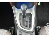 トヨタならではの「3つの安心」をセットにした『トヨタ認定中古車』です。「まるごとクリーニング」「車両検査証明書」「ロングラン保証」付き。