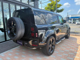 L663 Defender  3.0直6MHEVディーゼル 300ps/4,000rpm 66kgm/1,500-2,000rpm ZF8AT エアーサスペンション 275/45R22 可変ダンピング 発進/停止アダプティブクルコン デジタルミラー 1オーナー車