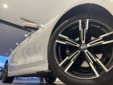 サービスにはドイツ本国と同様に教育と訓練を受け、BMWを知り尽くした「マイスター」が数多く在籍しております。360度による納車前点検整備で、お客様に安心と安全をお届けいたします。
