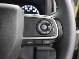 全車速追従機能付ACC(アダプティブクルーズコントロール)を採用し、走行中に先行車の様子を検知しながら、設定した車速の範囲内で先行車との距離のキープを支援します。