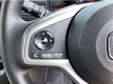 【ステリモ】ステアリングリモコンスイッチにてオーディオ操作可能となっており、運転にも集中できます。少しでも視線移動を減らし事故に遭う確率を下げます。