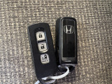 スマートキーでワンタッチで鍵の開け閉め可能です