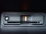 ■【ETC車載器】が装備されています。セットアップをしてお渡しとなり、ETCカードを差し込むだけで高速道路の利用が可能です。