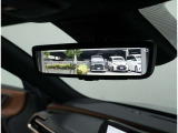デジタルインナーミラー装備!車両後方のカメラの映像をデジタル補正で視認性を向上させてインナーミラー内に表示します♪視界を遮るものがなく、後席に同乗者がいても後方を確認しやすく安心です♪