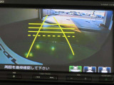 バックカメラが付いているので後方確認が非常にしやすいです。今や運転初心者も熟練者も必須装備!ついていて損はないですね♪