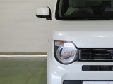 LEDヘッドライトは、点灯の瞬間から光量を発揮し、突然暗くなるトンネルなどでの安定感を高めます。