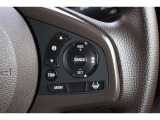 安全運転支援システムHonda SENSINGを搭載しております。衝突軽減ブレーキや誤発進抑制機能、アダプティブクルーズコントロールや車線維持など複数の先進技術で安心と快適なドライブをサポートします。