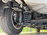 お車を安心してお乗りいただく為には、足回りの定期点検が欠かせません。サービスサポート(有償保証)では無料点検もご提供しており、安心のカーライフをお過ごしいただけるサポート体制が整っています。