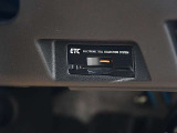 ビルトイン型ETCユニット装備で高速道路等利用時 便利です。