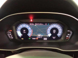 認定資格を持つアウディメカニック。正規ディーラーのメカニックは、全員が様々なテクニカルトレーニングを習得。あなたのアウディを、常にベストなコンディションに保ちます。