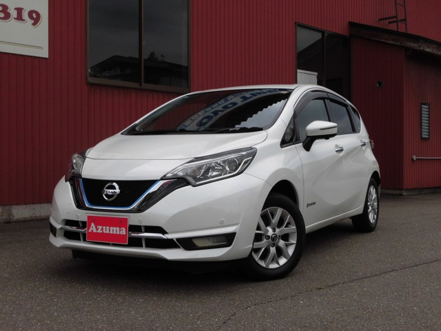 ノート 1.2 e-POWER メダリスト FOUR 4WD
