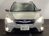 【HID】ディスチャージヘッドライトが装備されています。夜間走行時や雨の日に明るく安全に前方を照らすことが出来ます。対向車からも見えやすいので相手に接近を知らせることも出来ます。