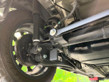 お車を安心してお乗りいただく為には、足回りの定期点検が欠かせません。サービスサポート(有償保証)では無料点検もご提供しており、安心のカーライフをお過ごしいただけるサポート体制が整っています。