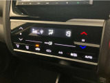 オートエアコンのお車ですので室内の温度をスムーズに調整してくれます♪