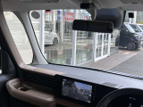 ディーラーオプション『前+車室内ドライブレコーダー』装備。表示はナビのモニター画面で行います。