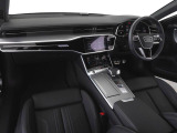 Audi Approved有明店は正規ディーラーであることはもちろんの事、保険代理店でもあります。セールススタッフは保険の有資格者ですので保険のご相談もお任せください。