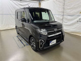 広々とした車内空間に優れた燃費性能。更にデザインも上質で人気のお車です!