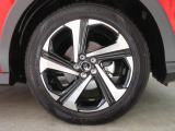 **毎日、新しい車が入ってきます。毎日のチェックでお気に入りの車が見つかるかも知れません。オススメです。**