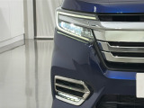 ★LEDヘッドライト搭載★ 白っぽく光る明るく省電力なLEDライト!先進的な白い輝きでフロントフェースを引き締めます☆