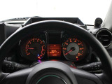 運転席廻りです。