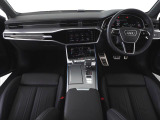 Audi Approved有明店は正規ディーラーであることはもちろんの事、保険代理店でもあります。セールススタッフは保険の有資格者ですので保険のご相談もお任せください。