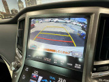 【バックカメラ】運転席から画面上で安全確認ができます。駐車が苦手な方にもオススメな便利機能です。