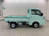 軽自動車、小型車を中心に常時300台展示車を御用意させて頂いております