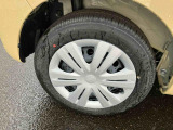 安全安心な走行のために、納車前には小さなクルマを知り尽くしたエキスパートが基本性能に関わる機能や状態を徹底的に点検しています。