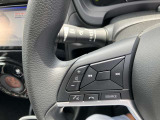 ナビ操作も簡単なステアリングスイッチ搭載車☆
