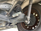 お車を安心してお乗りいただく為には、足回りの定期点検が欠かせません。サービスサポート(有償保証)では無料点検もご提供しており、安心のカーライフをお過ごしいただけるサポート体制が整っています。