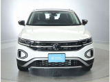 車両正面デイドライビングライト、LEDマトリクスヘッドライト「IQ.LIGHT」搭載車両