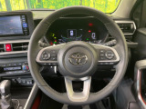 【純正革巻きステアリング】上質な革を使用することで、手にしっかり馴染みとても運転しやすいハンドルです♪