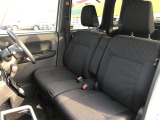 【運転席・助手席】です!実際お座りいただくのが分かりやすいと思いますので,ぜひお気軽にご来店ください♪状態もいいですよ☆