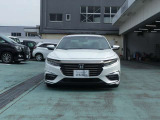 LEDヘッドライト装着車なので、夜間走行も明るく安全な走行をサポートいたします