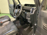 納車前にはプロのメカニックが点検、整備を行いますので安心してお乗り頂けます!!