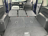 2列目3列目をフラットに収納すれば広大なラゲッジスペースを確保。人も荷物もスマートに運べる、使い勝手の良い7人乗りミニバンです。