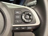 パワーとエコの2つの走行モードの切り替えが可能なステアリングスイッチに加え、高速道路を快適に走行できる全車速追従機能付ACC(アダプティブクル-ズコントロ-ル)スイッチが付いています(^^♪
