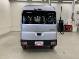 軽自動車、小型車を中心に常時300台展示車を御用意させて頂いております