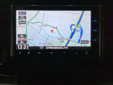 ナビゲーションはフルセグTV対応のGathers純正メモリーナビを搭載しています。Bluetoothオーディオ機能がありますので、スマートフォンなどの音楽も再生できます。