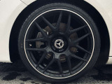 広々とした工場がありますので、納車後のアフターケアもお任せください。軽作業等はすぐに対応します。ETC・カーオーディオ・カーナビ等用品のお取り付けも可能☆今お乗りのお車からの移設もご相談ください。