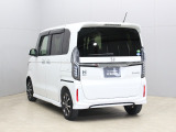 【コーティング/ガードコスメSP】好評のコーティング施工で愛車のボディをケアしませんか?紫外線や酸性雨等の劣化によって塗装面の光沢の消失や塗装の剥離を防ぎます!